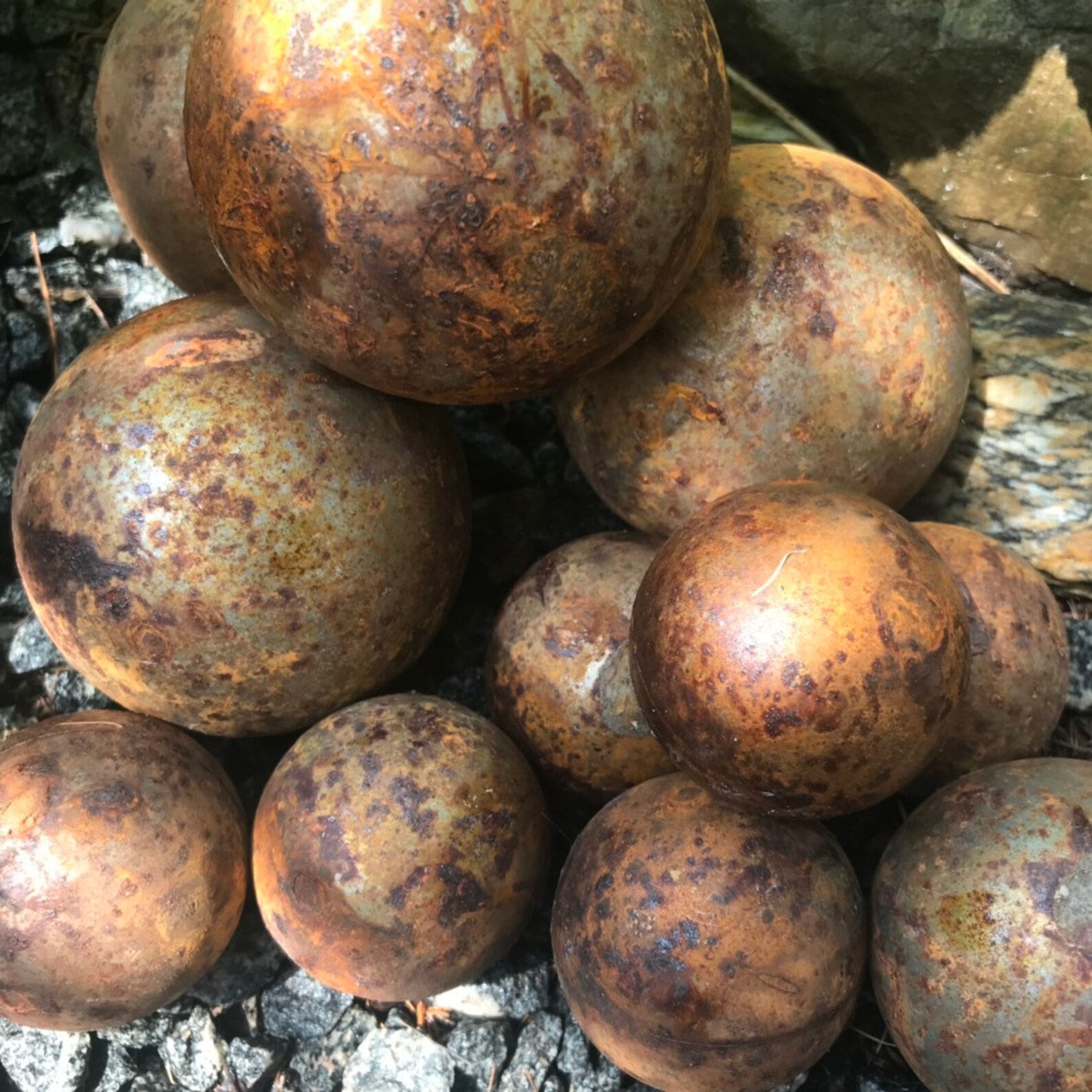 Rusty Metal Balls Set, Garden Art Decor, Metal Garden Sphere, Outdoor ...