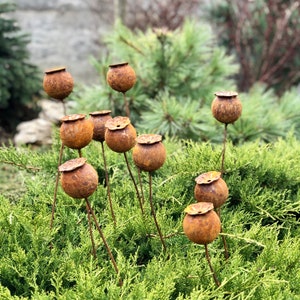 Set of 10 Rusted Metal Poppy Seed Head Stakes Garden Yard Lawn Wildflower Pod