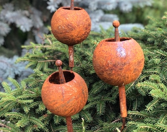 Rusty flowers set of 3, Rustic garden decor, Metal garden decor, metal yard art, outdoor metal decor, Rusty metal garden decor, Garden art