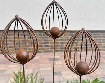 Roestige eindstukken set van 3, tuinpalen, rustieke metalen ornamenten, buitentuindecor, metalen tuinaccenten, verweerde beeldhouwkunst
