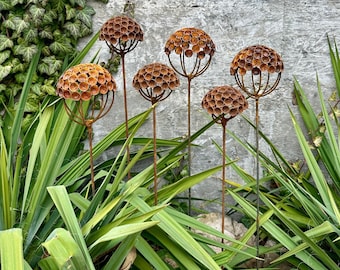 Set mit 6 rostigen Metall-Blumensteckern, Gartenkunst, rustikale Gartendekoration