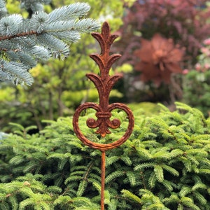 Paletti da giardino in metallo arrugginito, puntale da giardino arrugginito, decorazioni da giardino in metallo, arte da giardino in metallo, decorazioni da esterno in metallo, decorazioni da giardino in metallo arrugginito