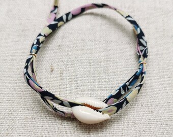 Bracelet coquillage monté sur lien liberty fin