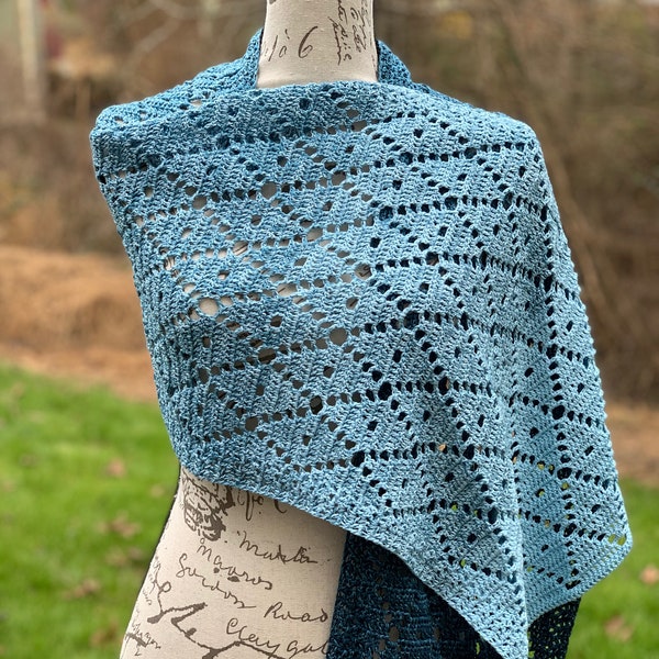 Scarf, wrap, shawl, gift for her, handmade, crochet, Wolltraum yarn, knit, faded diamonds, ombre blue