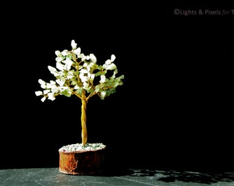 Green Aventurine Tree of Life: Healing Crystal Feng Shui Decor