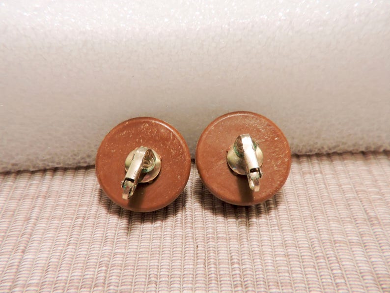 Vintage Round Wood and White Plastic Clip On Earrings image 2