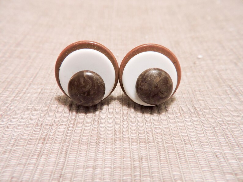 Vintage Round Wood and White Plastic Clip On Earrings image 1