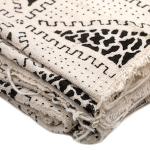 Bogolan Mud Cloth | Handmade in Mali | Authentic African Textile | Premium Quality Fabric | Black and White | Kadiolo Design