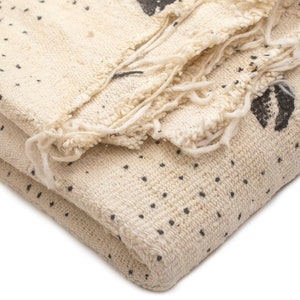Bogolan Mud Cloth | Handmade in Mali | Authentic African Textile | Premium Quality Fabric | Black and White | Jumbo Cowrie Design