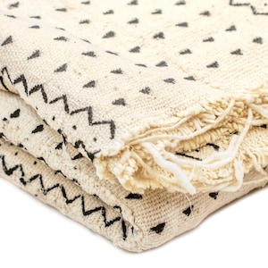 Bogolan Mud Cloth | Handmade in Mali | Authentic African Textile | Premium Quality Fabric | Black and White | Nioro Design