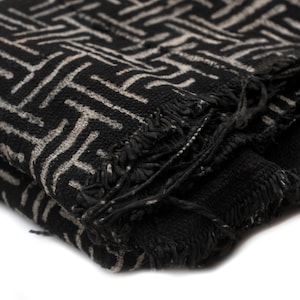 Bogolan Mud Cloth | Handmade in Mali | Authentic African Textile | Premium Quality Fabric | Ebony Black | Maze Design