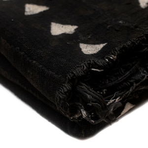 Bogolan Mud Cloth | Handmade in Mali | Authentic African Textile | Premium Quality Fabric | Ebony Black | Arrow Design