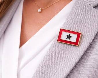 Blue Star Mother Pin : Military Family Support, Goldtone Enamel | Lapel, hat tac pin.