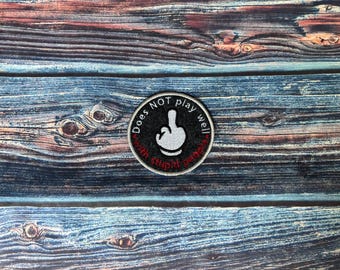 Emblema de Mérito Adulto, Não Combina com Pessoas Estúpidas. Patch Costurado.