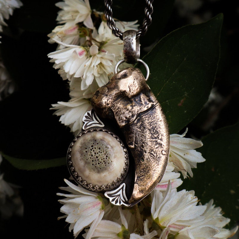 Bear Claw Pendant Necklace with Sardonyx and Carnelian Crystal