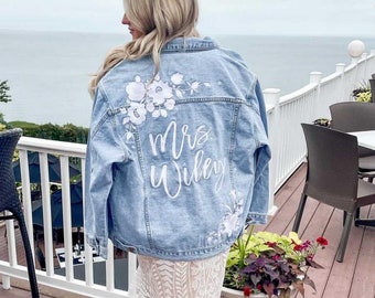 CUSTOM Embroidered Women's Relaxed Fit White Floral Denim Jean Jacket __ Bridal Jacket __ Bride Jacket