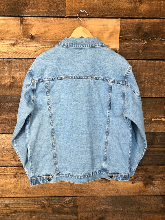 dearlythreaded Denim + Thread 100% Cotton Light Washed Relaxed Fitting Boyfriend Style Women's Denim Jacket (No Embroidery)