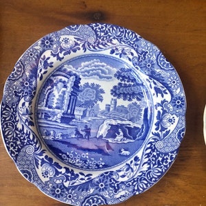 Vintage Spode&#39;s Italian 6.25 Inch Dessert/Bread Plate with Old Blue Oval Copeland England Mark, Date Stamp and Crown Imprint (1 plate left)