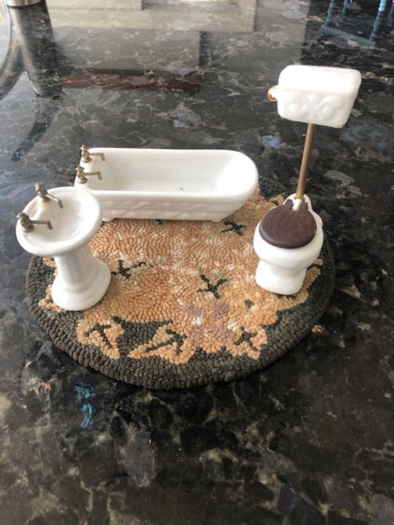 Vintage Porcelain Doll House Bathroom With Old Fashioned Toilet