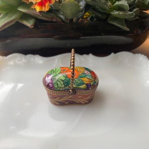 Vintage Limoges France Fruit Basket Trinket Box, Marked Print Main P.V.