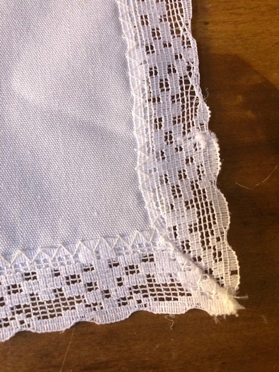 Vintage White Embroidered Lace 16" x 16" Wedding … - image 9