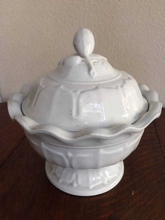 茶壷 Large Covered Footed White Ironstone Bowl, Marked J