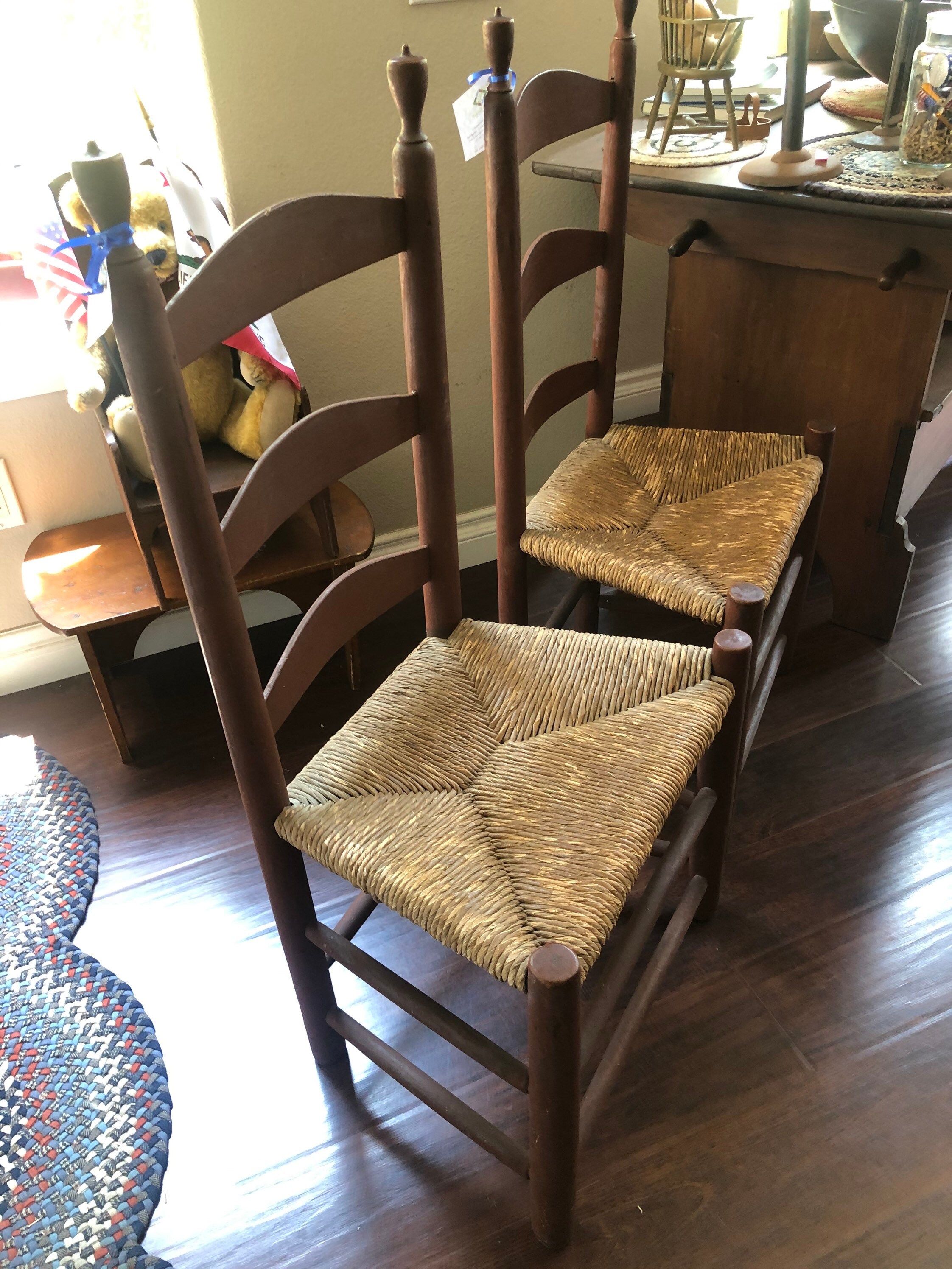 Straight Ladder Back Side Chair