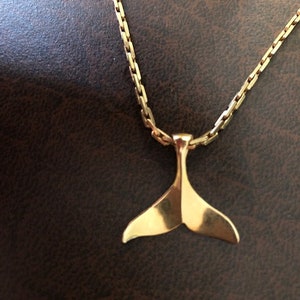 Vintage 14K Gold Whale Tail on Vintage 14K Gold Italian Chain