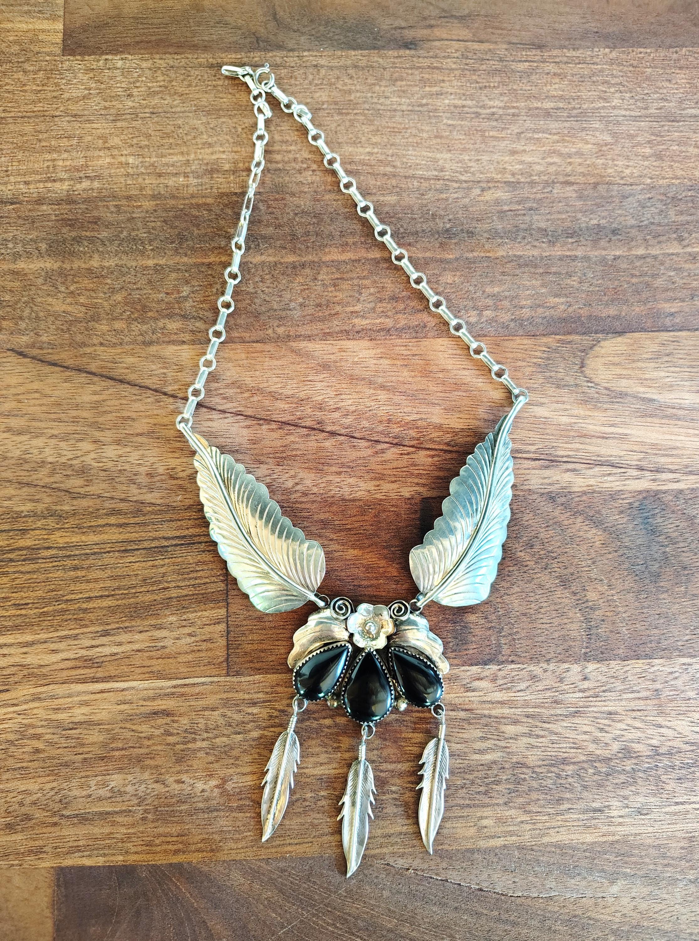 NAVAJO STERLING NECKLACE | onyx, feather, leaves