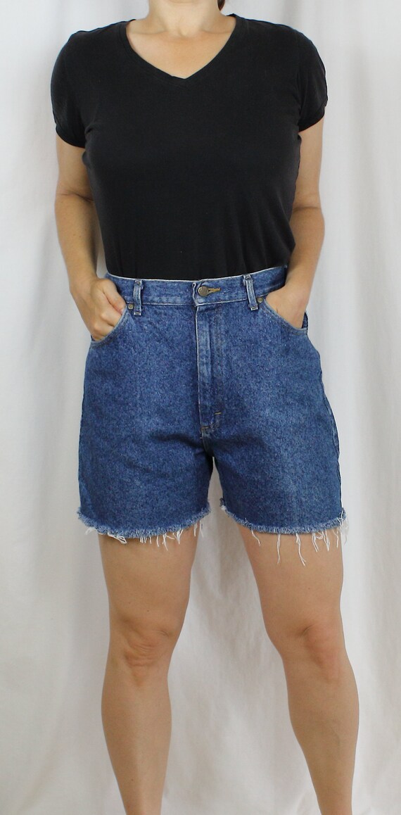 LEE SHORTS/waist 30-31 inches/ cut offs, stone wa… - image 1