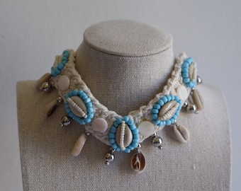 Choker w kolorze baby blue, Burning Man, Odzież festiwalowa, Odzież Burning Man damska, Akcesoria Rave, Odzież na festiwal muzyczny, Boże Narodzenie, muszle