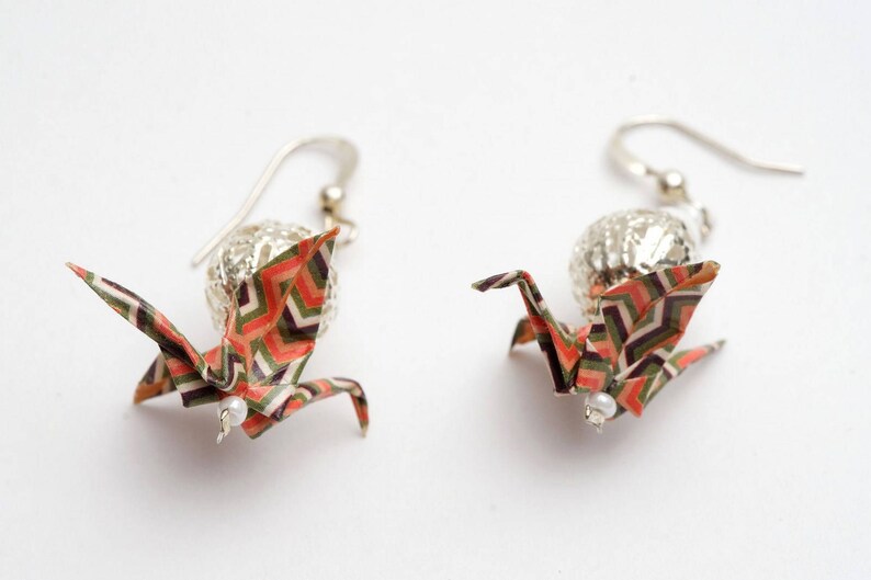 Origami cranes pattern vintage and silver metal bead for clip-on earrings image 1