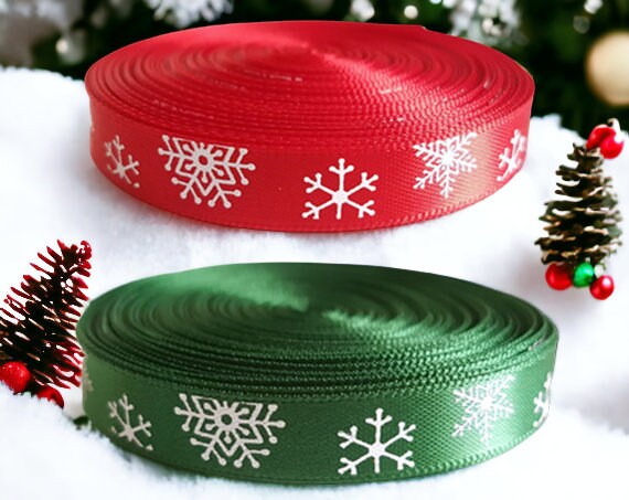 Merry Christmas Print Ribbon, Thin Christmas Ribbon for Wrapping, Christmas  Gift Wrapping Ribbon, Red and Green Christmas Ribbon. 