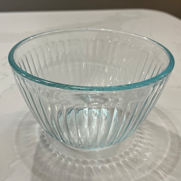 Vintage Pyrex Clear Ribbed Glass 3 Cup Bowl - 1980s/Retro Kitchen Mixing Bowl