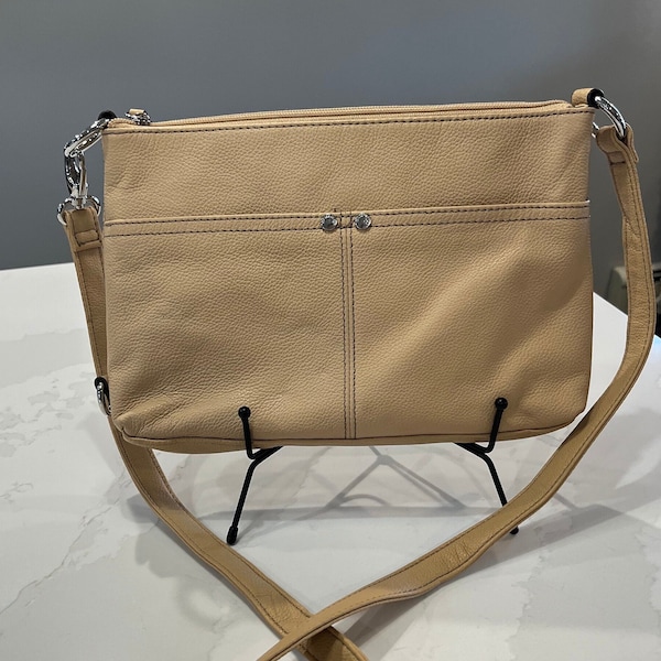Vintage Tignanello Tan Leather Crossbody Purse/Shoulder Bag With Built In Wallet - 1990s/Y2K/Retro Crossbody