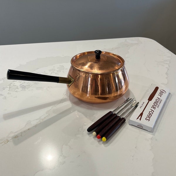 Vintage Daewoo House Wares Korea Copper Fondue Pot With 4 Stainless Steel Forks/Rods - Mid Century Modern/1970s/Modern Farmhouse/Boho