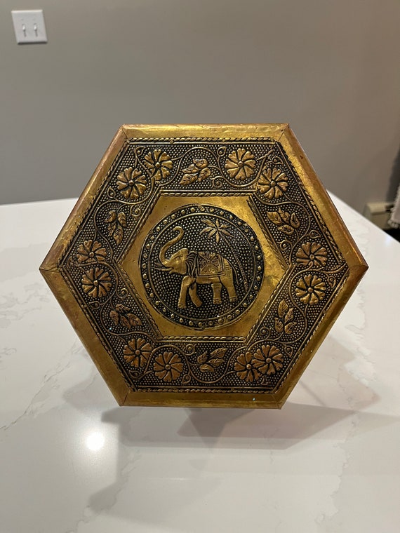 Vintage Gold Toned Elephant Jewelry Box, Elephant… - image 2