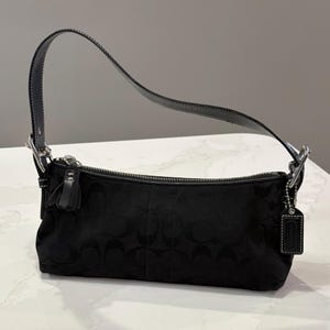 Vintage Coach 6371 Hamptons Signature Baguette Black Shoulder Bag