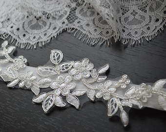 Garter IVORY embroidery