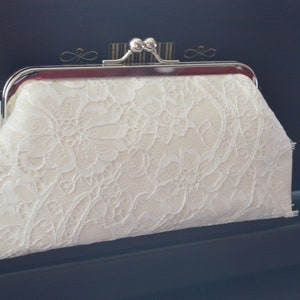 Clutch/Brauttasche in ecru mit Spitze in ivory Bild 4