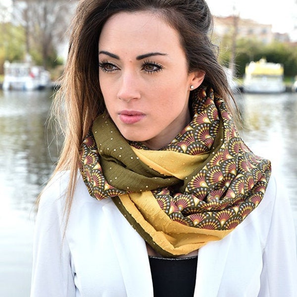 Snood femme tendance , echarpe tube,foulard,fluide, tour de cou,double gaze , viscose,art déco,eventails,kaki,moutarde , cadeau femme