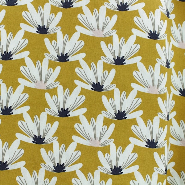 tissu 100 % coton motifs  nenuphar moutarde , au coupon ou au metre, tissus pour creations couture, cretonne de coton