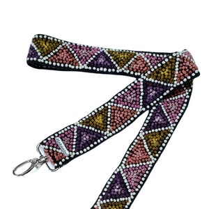 Bestickter Taschengurt, Kameragurt, Schultergurt, peruanische Handarbeit, schwarzer Gürtel, lila geometrisch, ethnisch, Boho, unisex Kameragurt