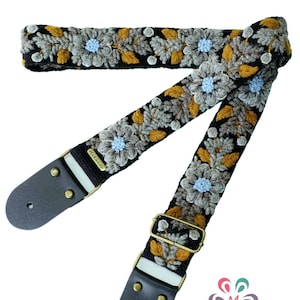 Zwarte gitaarband met grijze bloemen, verstelbare geborduurde gitaarband, leren uiteinden, gitarist cadeau, Peruaans handgemaakt, boho
