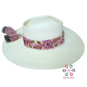 Ivory hat strap with pink flowers, embroidered hat band, handmade hat band, peruvian embroidery.