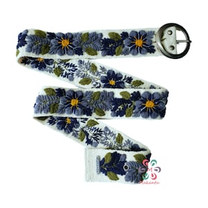 Natural Ivory Wool Belt with Navy Blue Flowers, Peruvian Handmade Embroidery, Artistic floral design, women's accesory gift,  XXS to 3XL