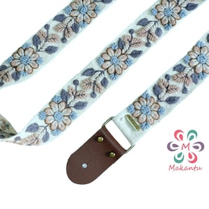 Ivory guitar strap with peach flowers, adjustable embroidered guitar strap, handmade guitar strap, leather ends, gift for guitarist, boho