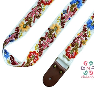 Ivoren gitaarband met ORANJE, BLAUWE en RODE bloemen, verstelbare geborduurde handgemaakte gitaarband, leren uiteinden, cadeau voor gitarist