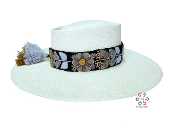 Black Hat Strap With Beige and Navy Blue Flowers  display picture 3