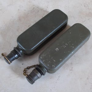 Lot of 2 Vintage Army Oilers Oil Squirt Can metal antique old France french #511